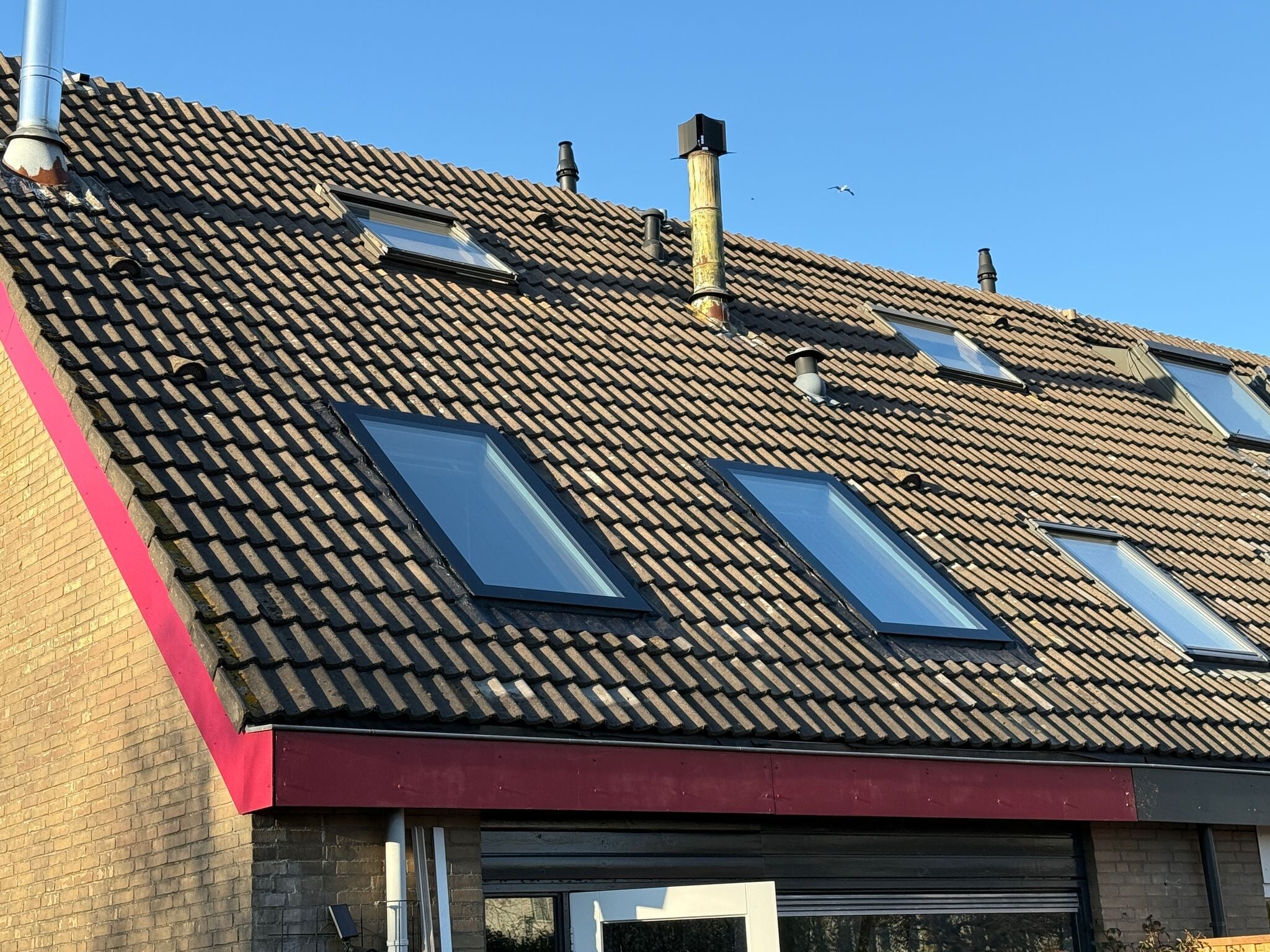 Vast Dakraam Schuin Dak van Premium Dakramen